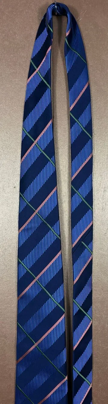 BCBG Attitude tie